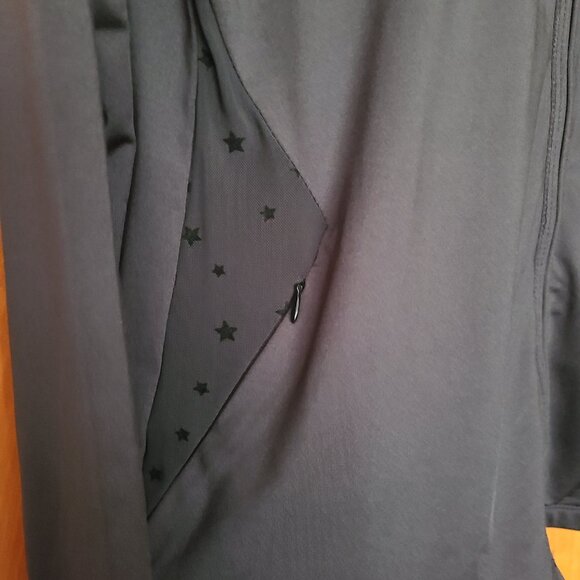 Xersion Women's Lightweight Jacket with Starred Mesh Inserts - Size M - Picture 2 of 6